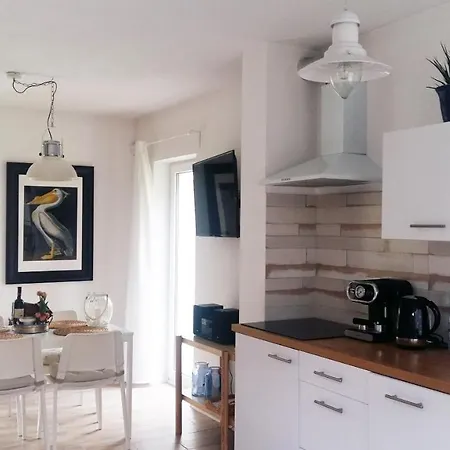 Marina - Komfortowe Z Sauna I Kominkami * Сашино