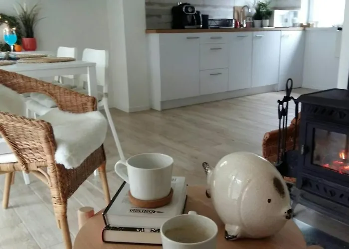 Дом отдыха Marina - Komfortowe Z Sauna I Kominkami Сашино