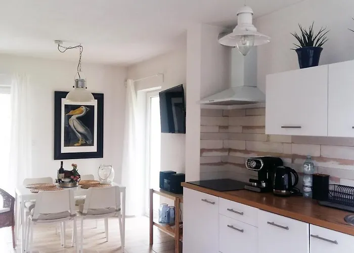 Marina - Komfortowe Z Sauna I Kominkami * Сашино